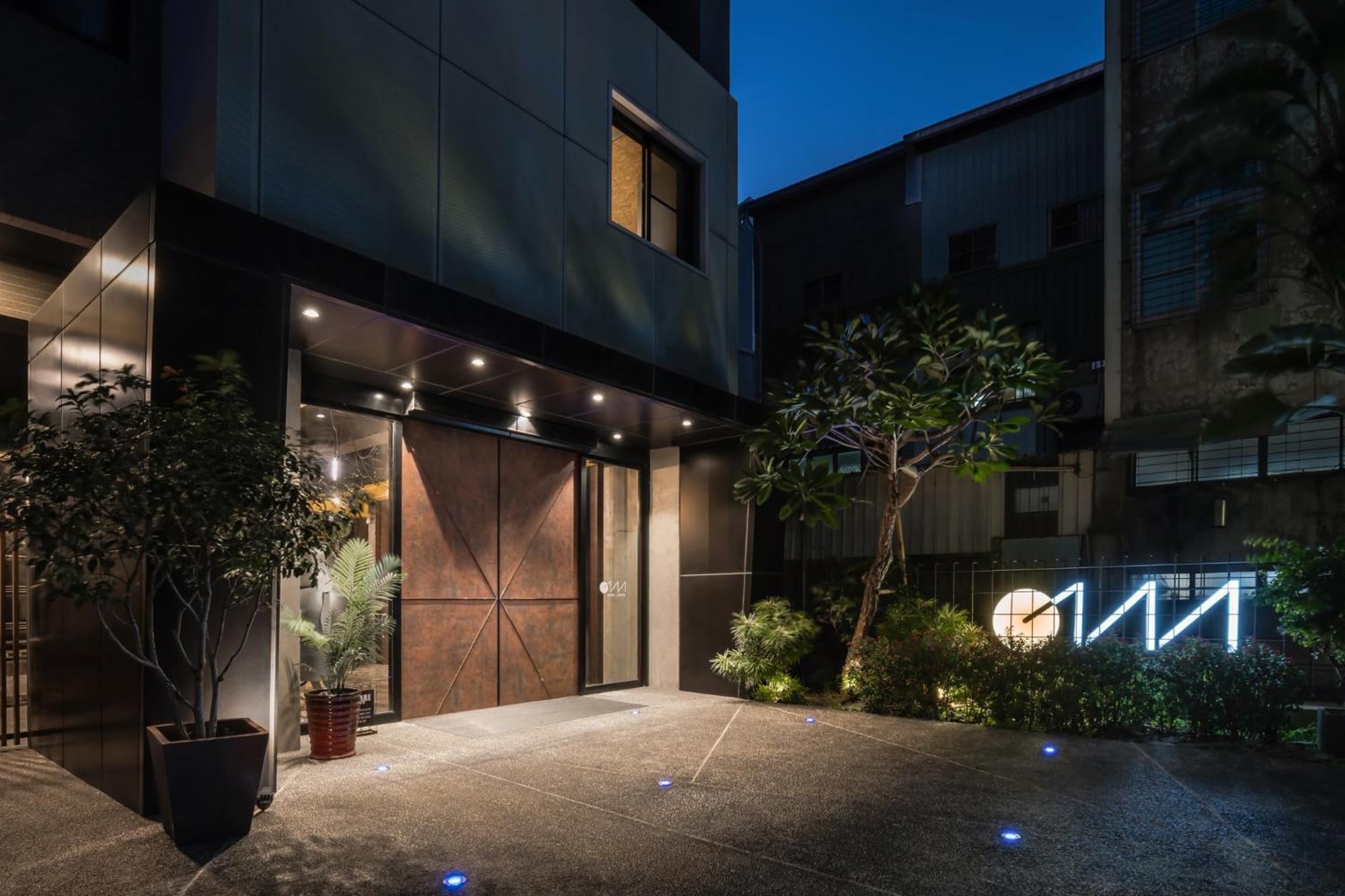 Hotel Leisure 台南行旅-巷弄潮旅 Exterior photo