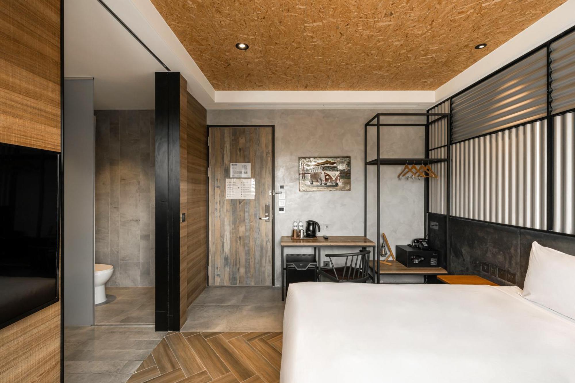 Hotel Leisure 台南行旅-巷弄潮旅 Exterior photo